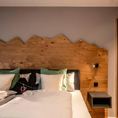 Daire Bergzeitlodge *